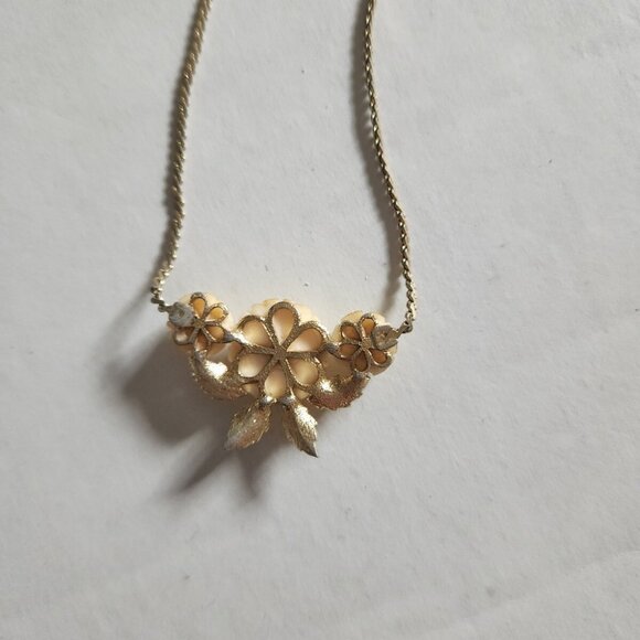 Cartier Rose earrings studs w hand carved, 1/20 12K Solid G.F. Sardelli - Picture 9 of 12